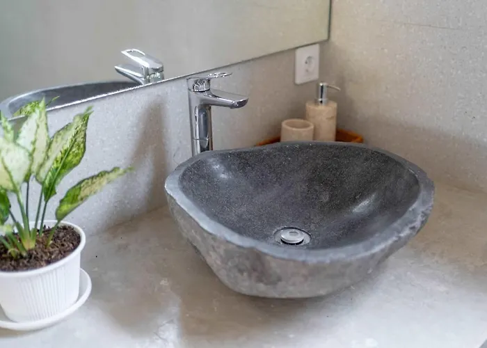 Damai 2br Modern Tropical Escape In * Canggu (Bali)