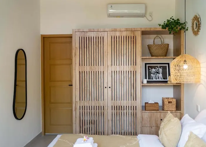 Damai 2br Modern Tropical Escape In *